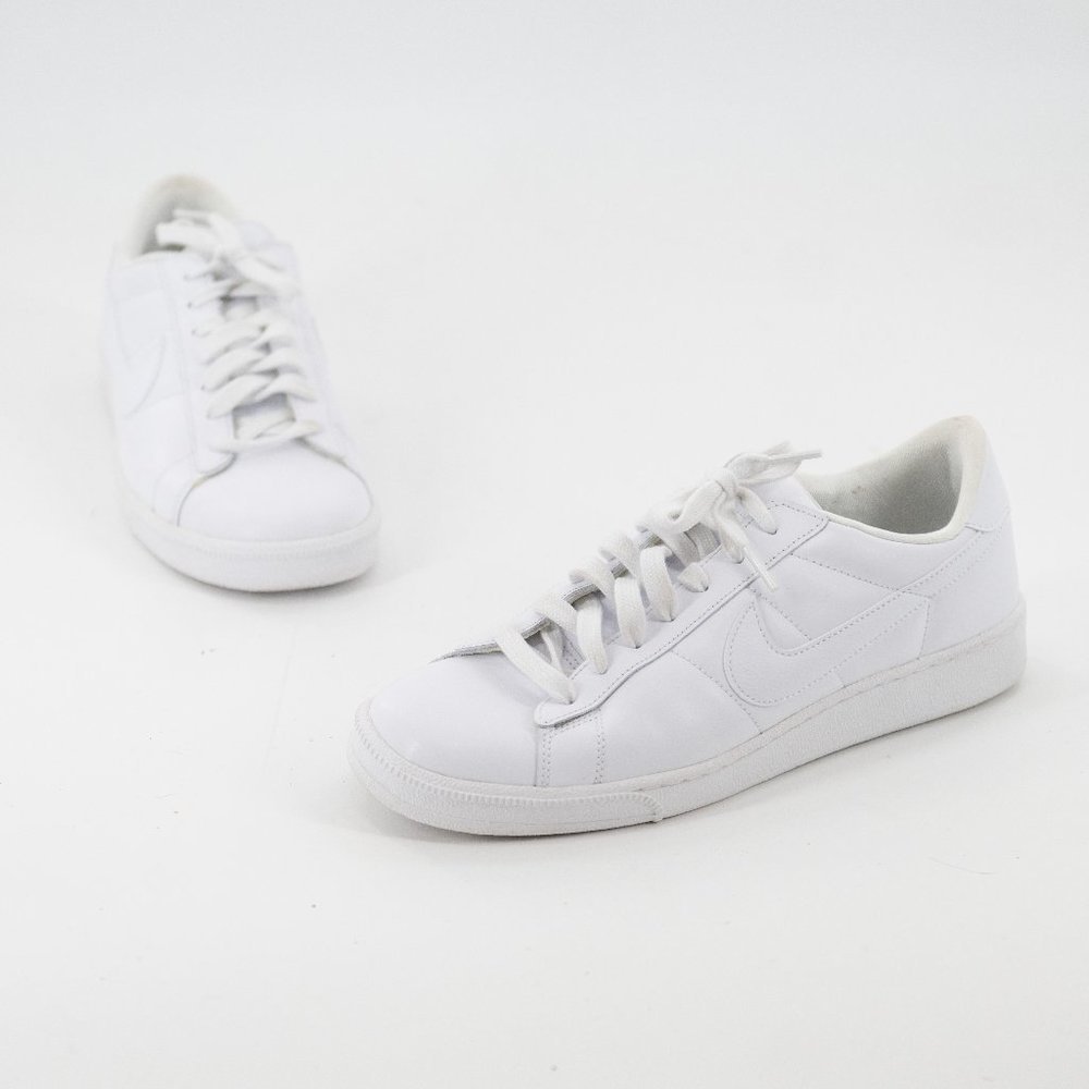 Nike White Women's Athletic Sneakers